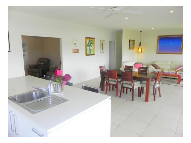 10 Tulipwood Close, Maleny QLD 4552