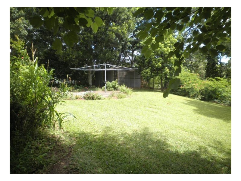 36 FLaxton Dve, Mapleton QLD 4560