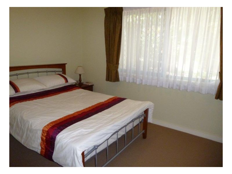 10 Post Office Road, Mapleton QLD 4560