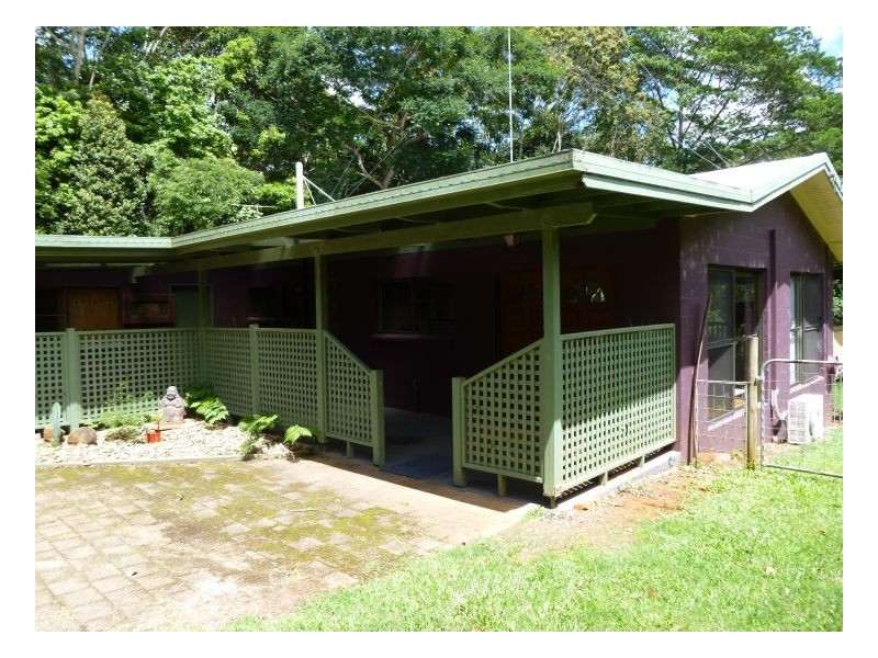 27 Carrington Drive, Flaxton QLD 4560