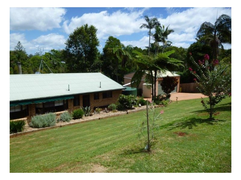 16 Warruga Street, Mapleton QLD 4560