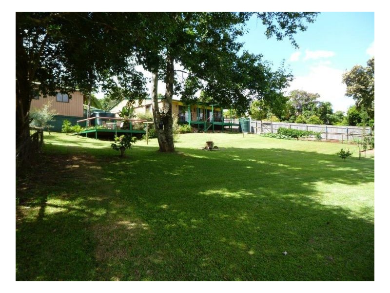 16 Warruga Street, Mapleton QLD 4560