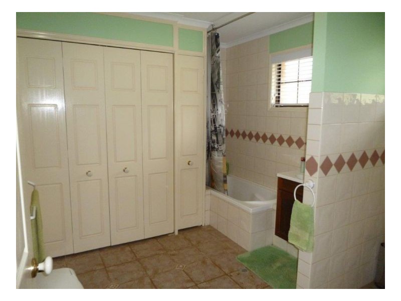 16 Warruga Street, Mapleton QLD 4560