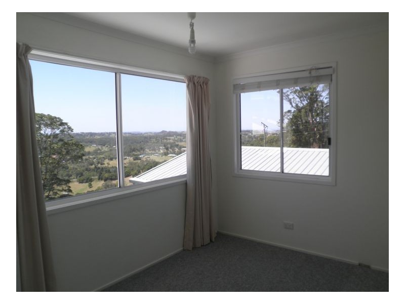 14 Lantana Lane, Mapleton QLD 4560