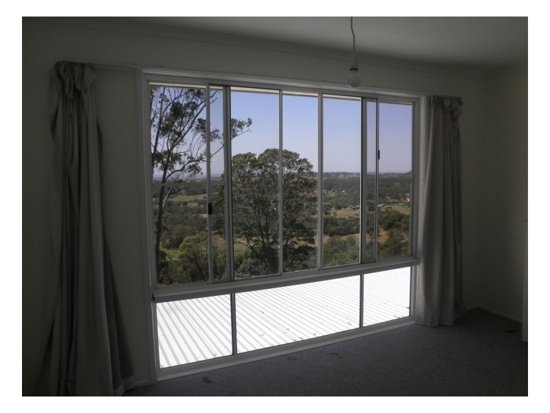 14 Lantana Lane, Mapleton QLD 4560