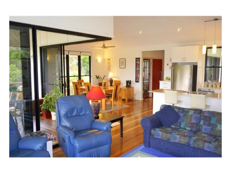 41 Centenary Drive, Maleny QLD 4552