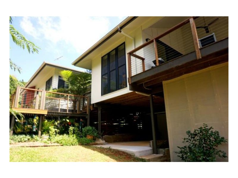 41 Centenary Drive, Maleny QLD 4552