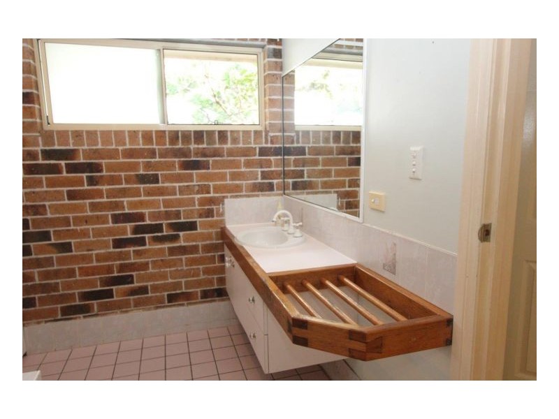 6 Ash Street, Maleny QLD 4552