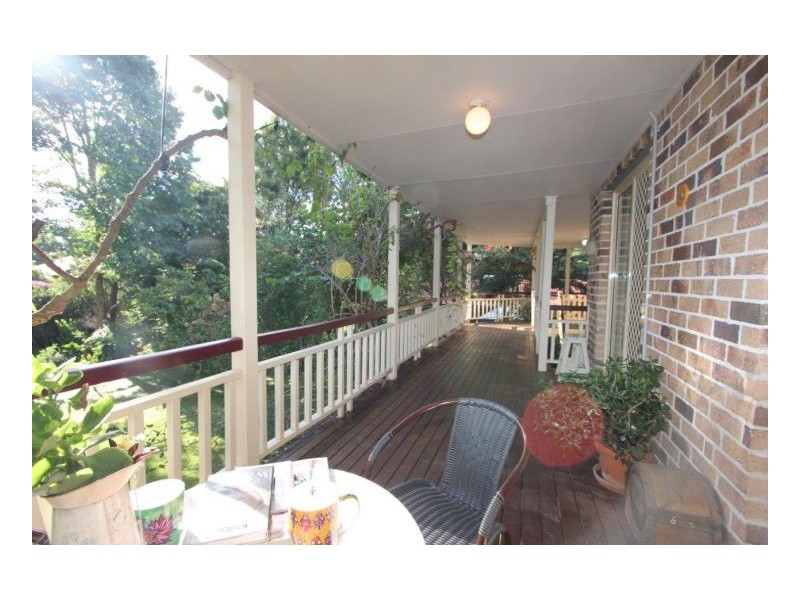 6 Ash Street, Maleny QLD 4552