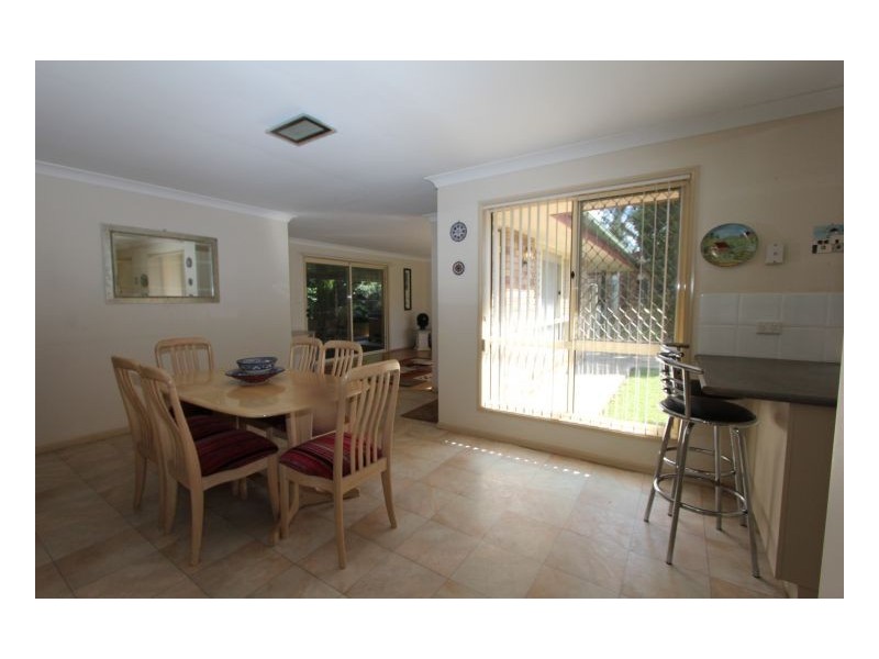 32 Hakea Avenue, Maleny QLD 4552