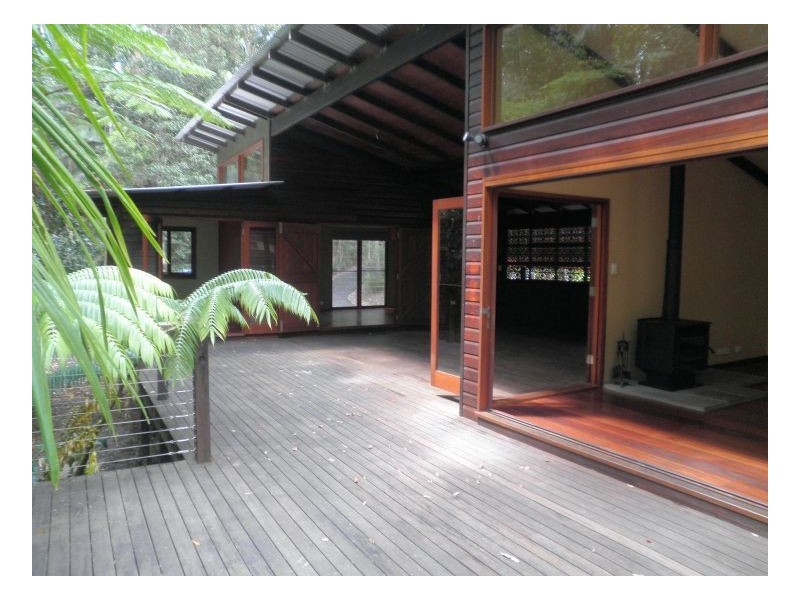 90 Delicia Rd, Mapleton QLD 4560