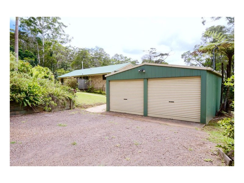 61 College Road, Mapleton QLD 4560