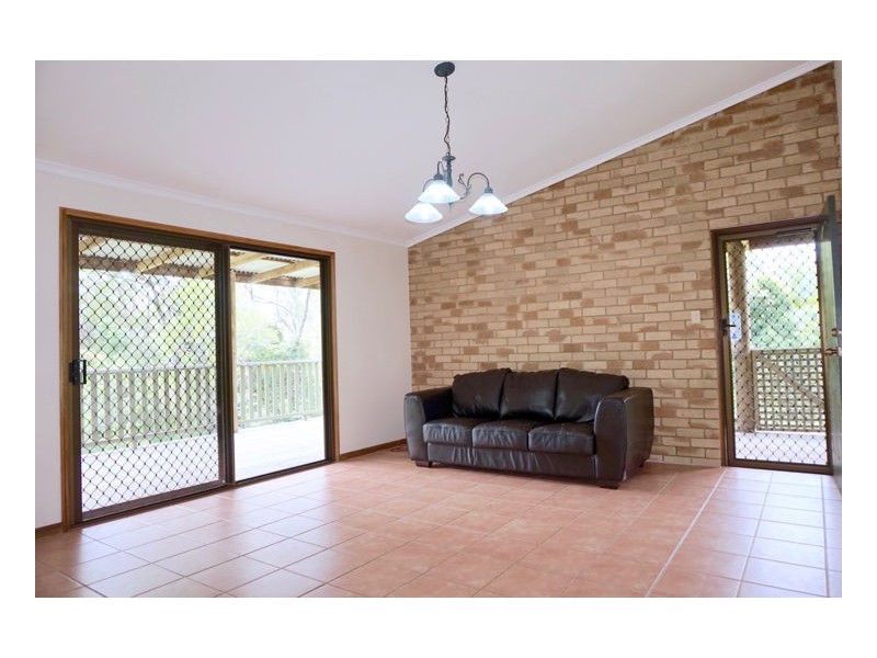 61 College Road, Mapleton QLD 4560
