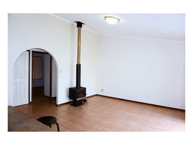 61 College Road, Mapleton QLD 4560
