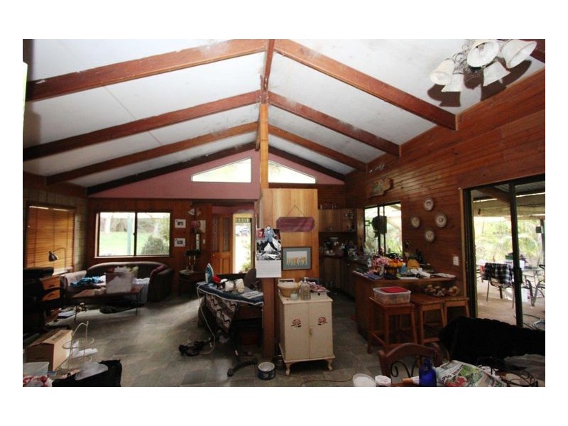 84 Cooke Road, Witta QLD 4552