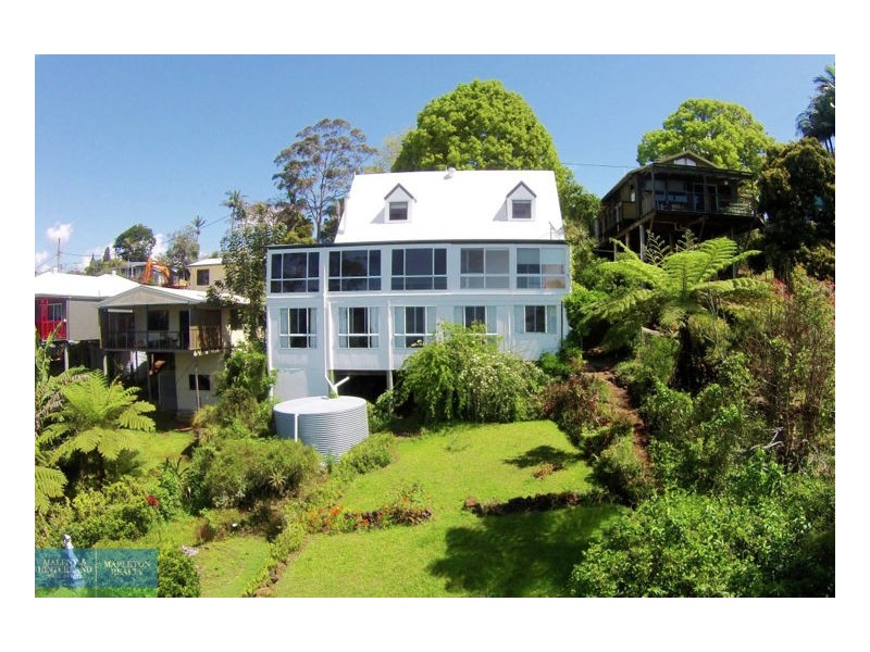 24 Lantana Lane, Mapleton QLD 4560