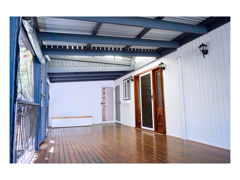 24 Lantana Lane, Mapleton QLD 4560