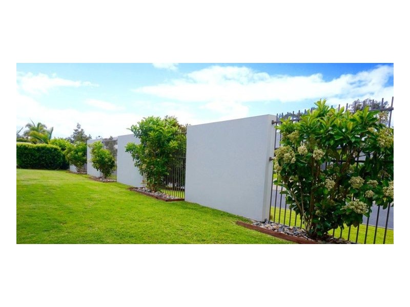 15 Oakbridge Way, Peregian Springs QLD 4573