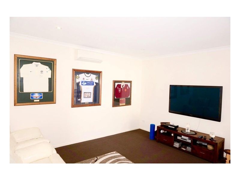 15 Oakbridge Way, Peregian Springs QLD 4573