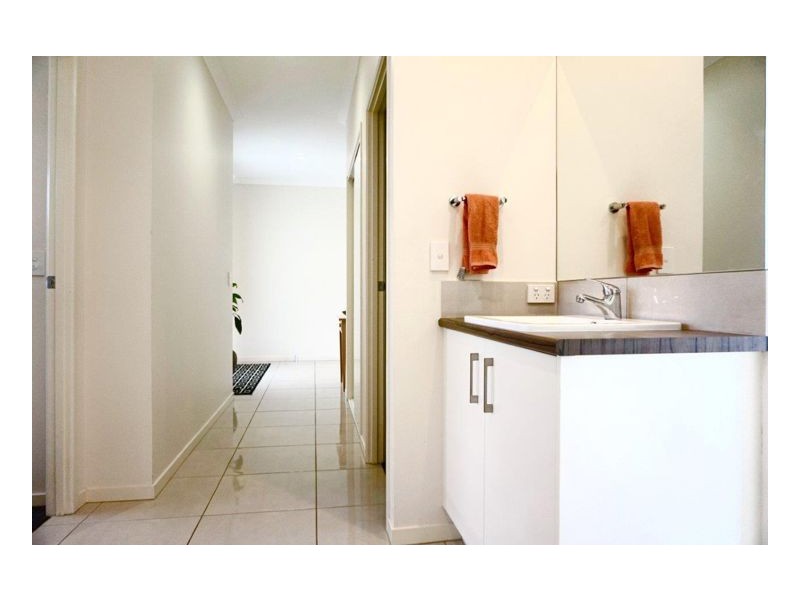 15 Oakbridge Way, Peregian Springs QLD 4573