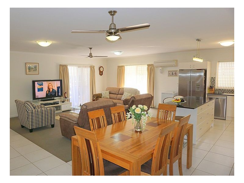 63/23 Macadamia Drive “Sunstone Gardens”, Maleny QLD 4552