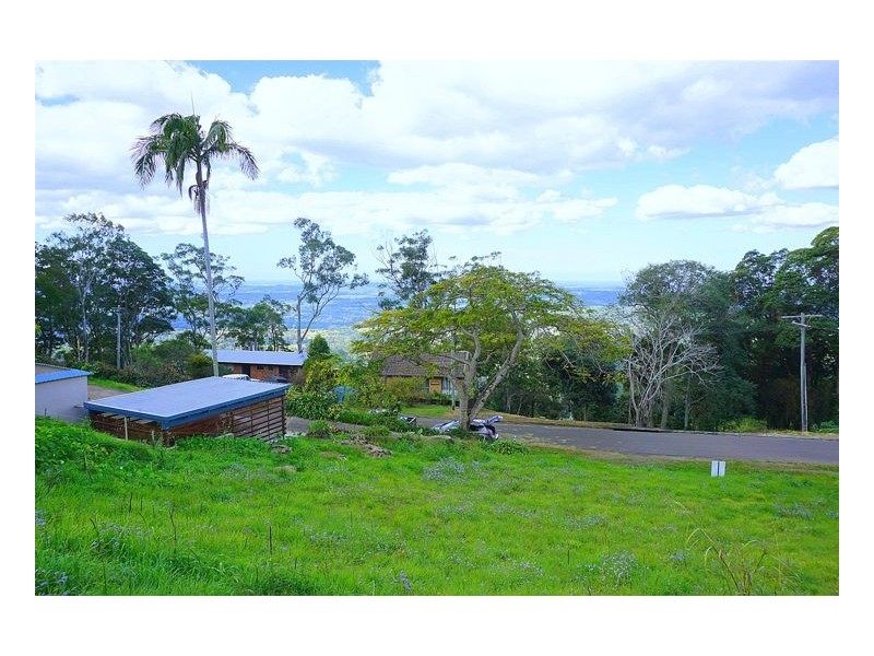 7 Boongala Avenue, Montville QLD 4560