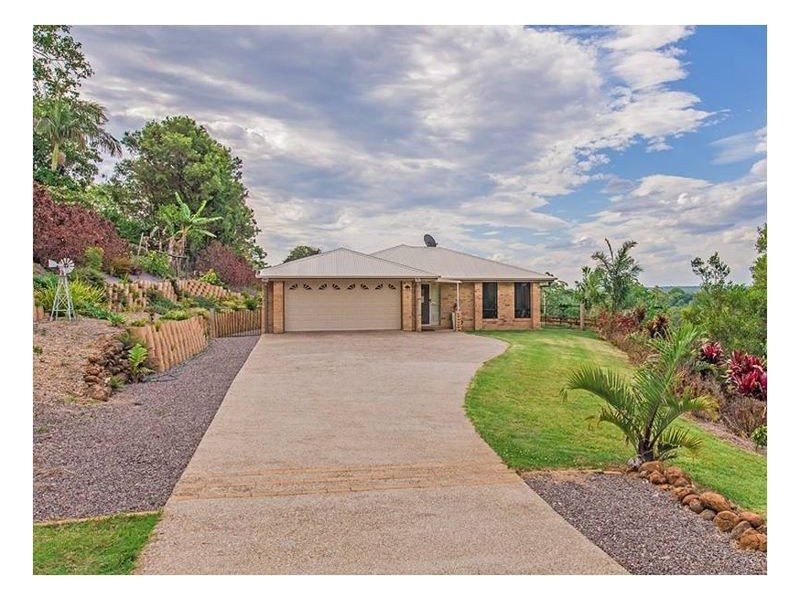 9 Summit Street, Flaxton QLD 4560