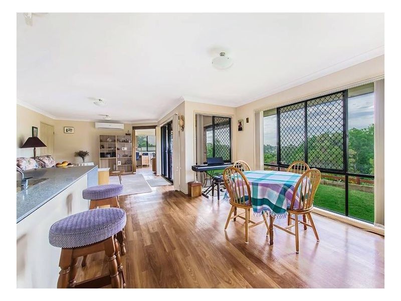 9 Summit Street, Flaxton QLD 4560