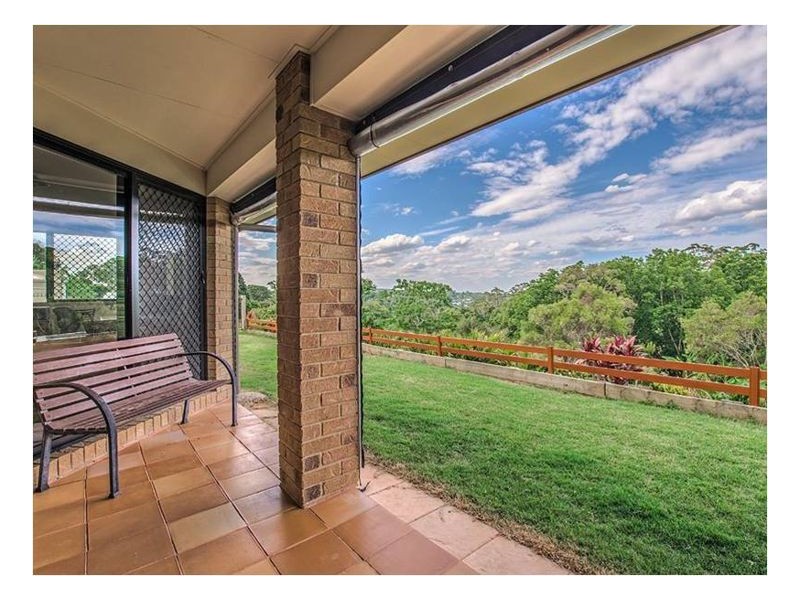 9 Summit Street, Flaxton QLD 4560