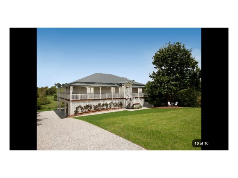 16 Walkers Drive, Maleny QLD 4552