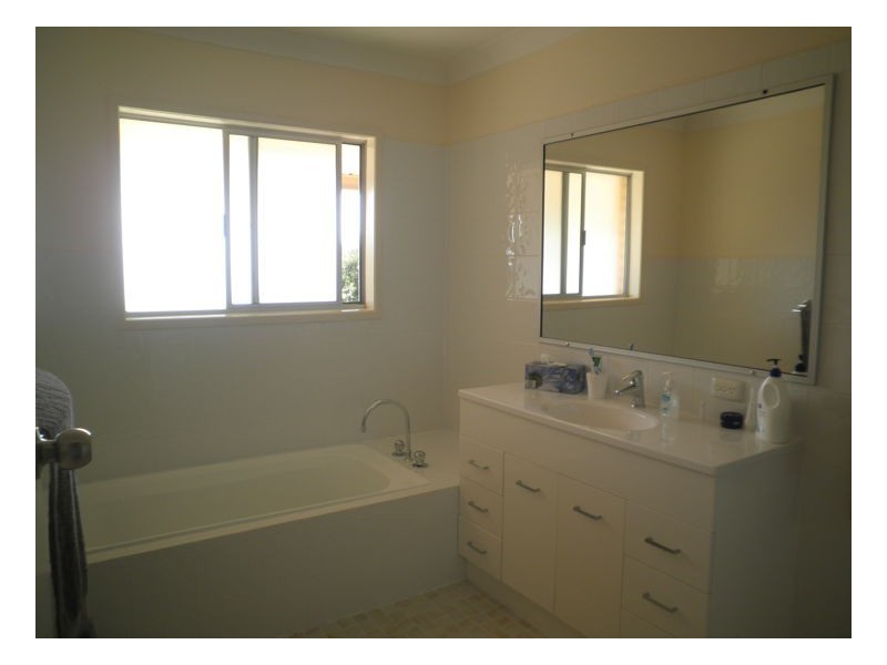 72 Kureelpa Falls Rd, Kureelpa QLD 4560