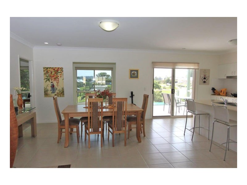 18 Moonstone Boulevard ‘Sunstone Gardens’, Maleny QLD 4552