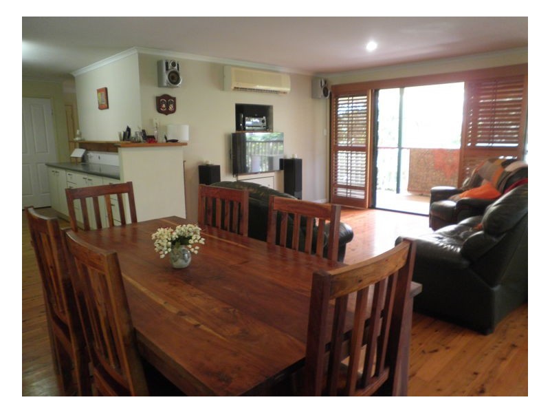 33 Fern Gully Place, Mooloolah Valley QLD 4553