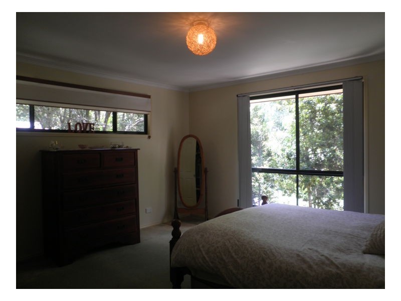 33 Fern Gully Place, Mooloolah Valley QLD 4553
