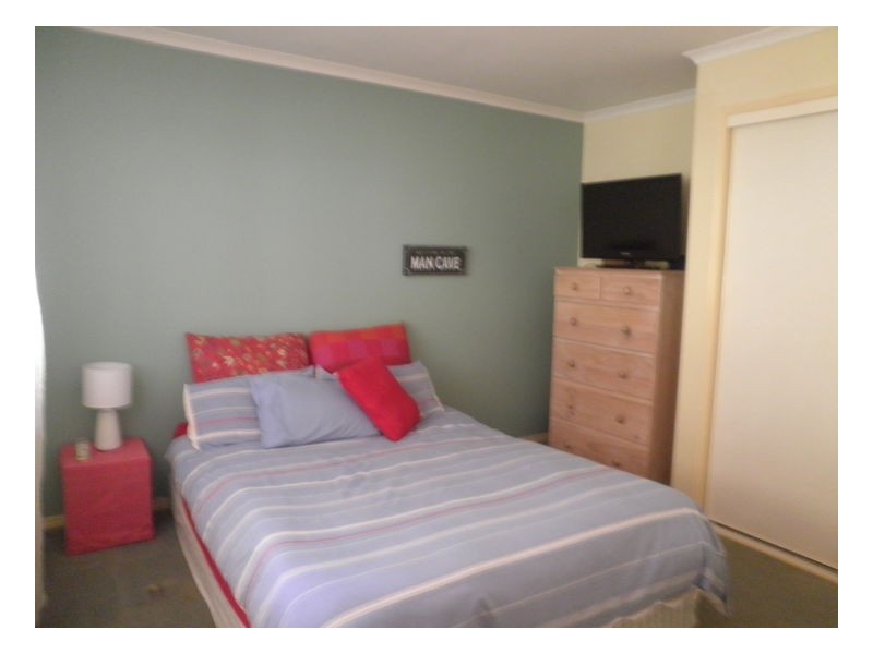 33 Fern Gully Place, Mooloolah Valley QLD 4553