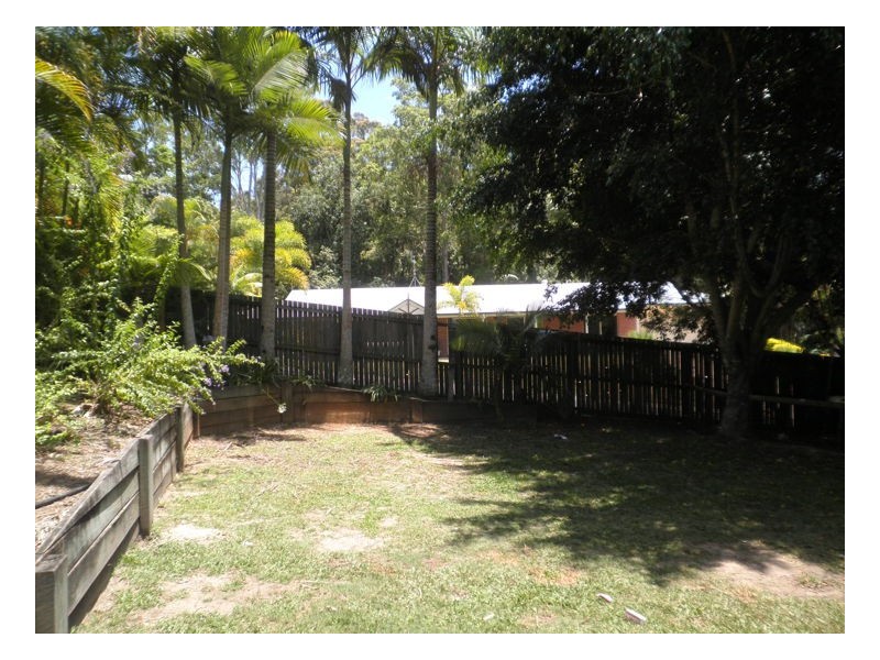33 Fern Gully Place, Mooloolah Valley QLD 4553