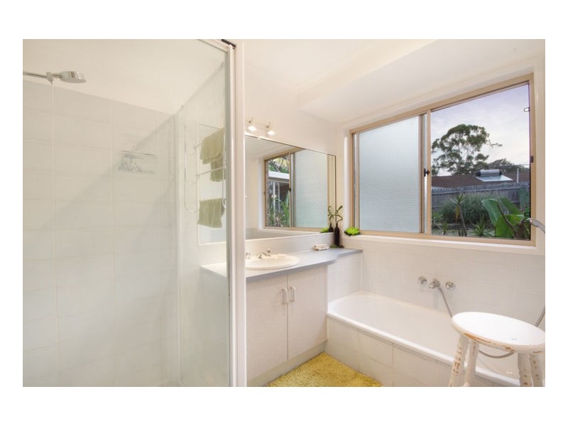 6 Perivale Ct, Mapleton QLD 4560