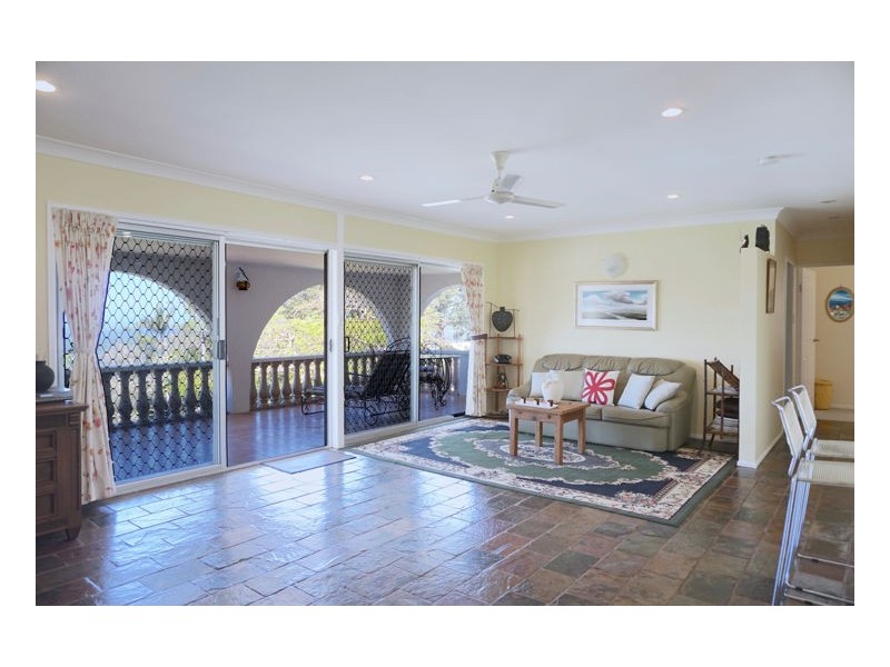 9 Boongala Avenue, Montville QLD 4560