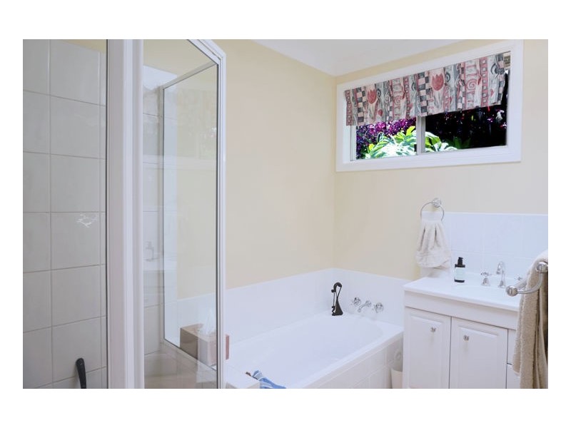 9 Boongala Avenue, Montville QLD 4560