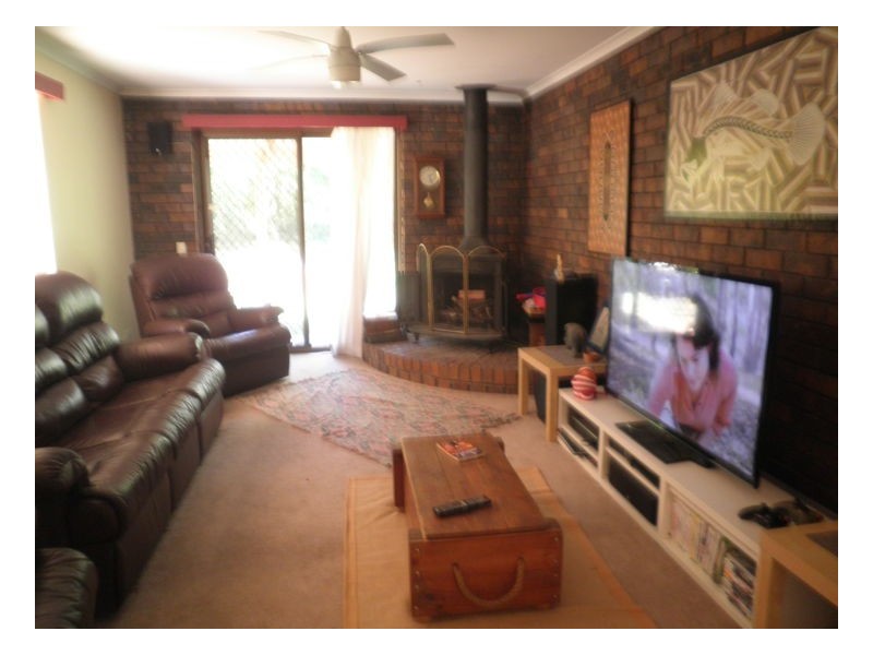 194 Kureelpa Falls Rd, Kureelpa QLD 4560