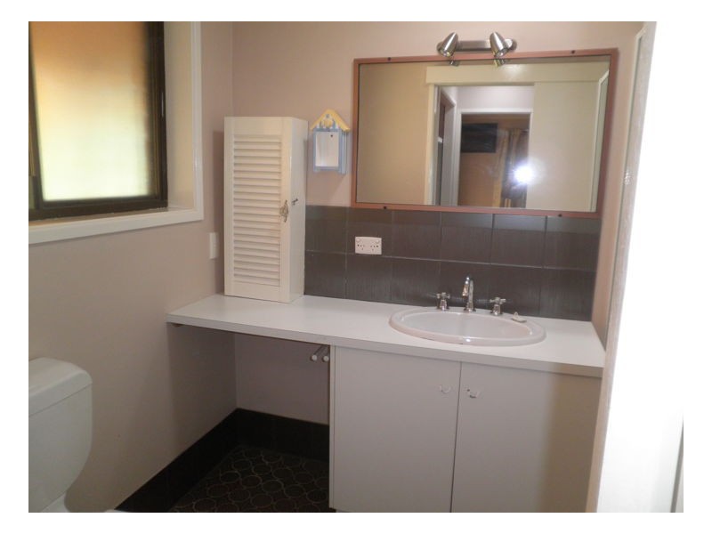 194 Kureelpa Falls Rd, Kureelpa QLD 4560