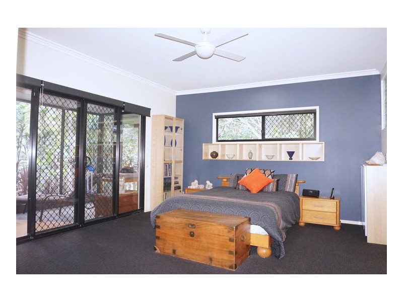2 Meadowood Rise, Mapleton QLD 4560