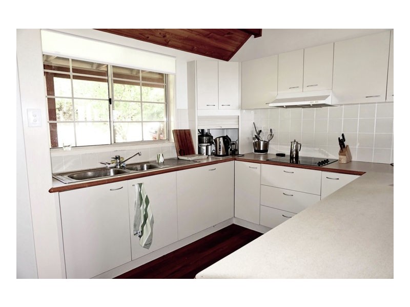 9 Juniper Court, Mapleton QLD 4560