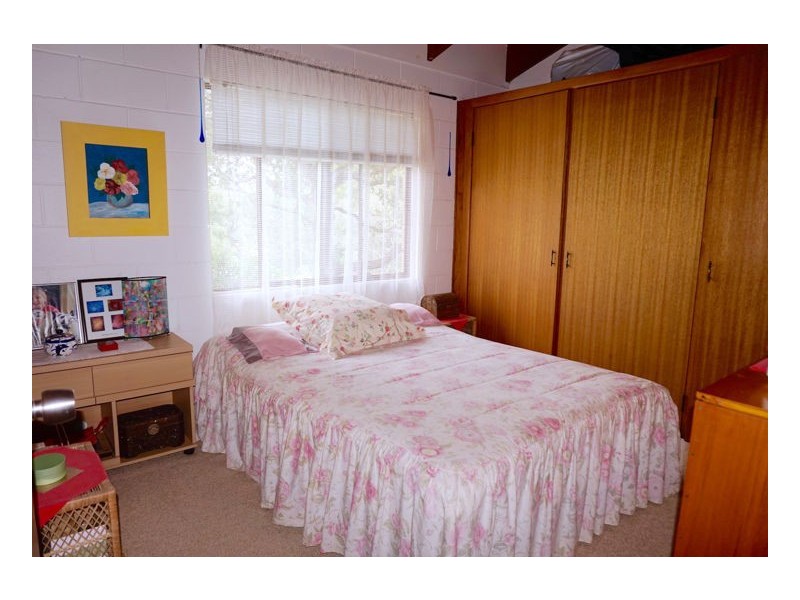 2/1 Wilga Court, Mapleton QLD 4560