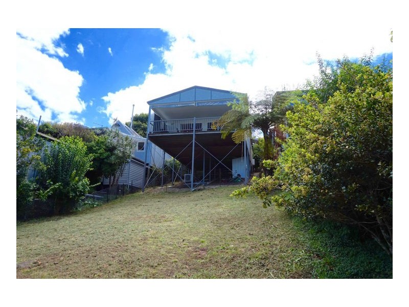 12 Lantana Lane, Mapleton QLD 4560