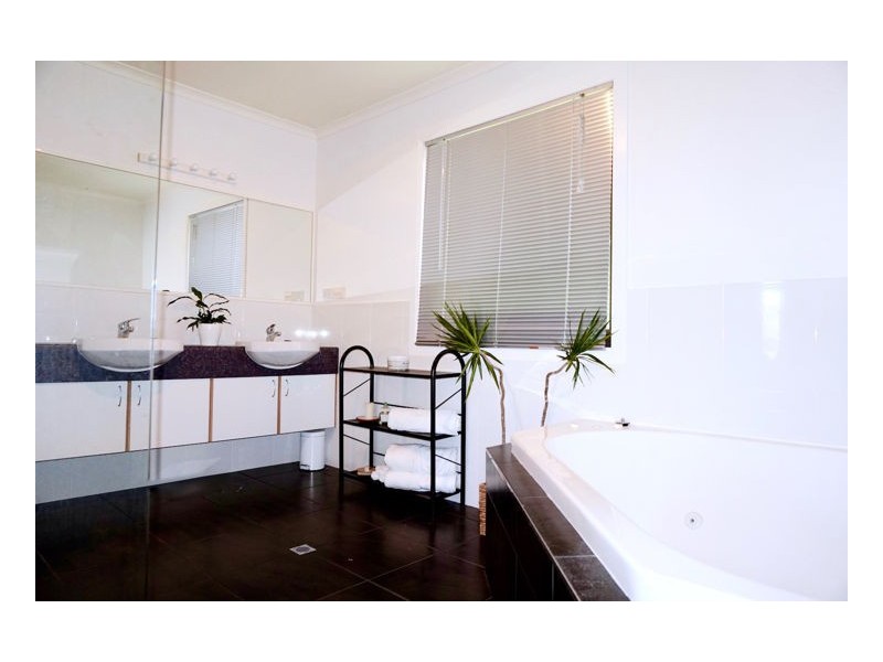 61 Apps Road, Maroochy River QLD 4561