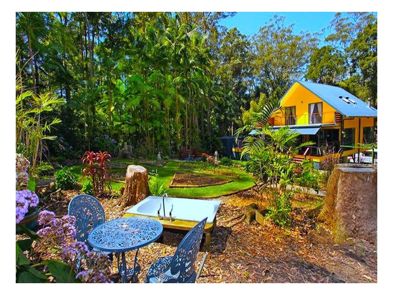 44 Mapleton Forest Road, Mapleton QLD 4560