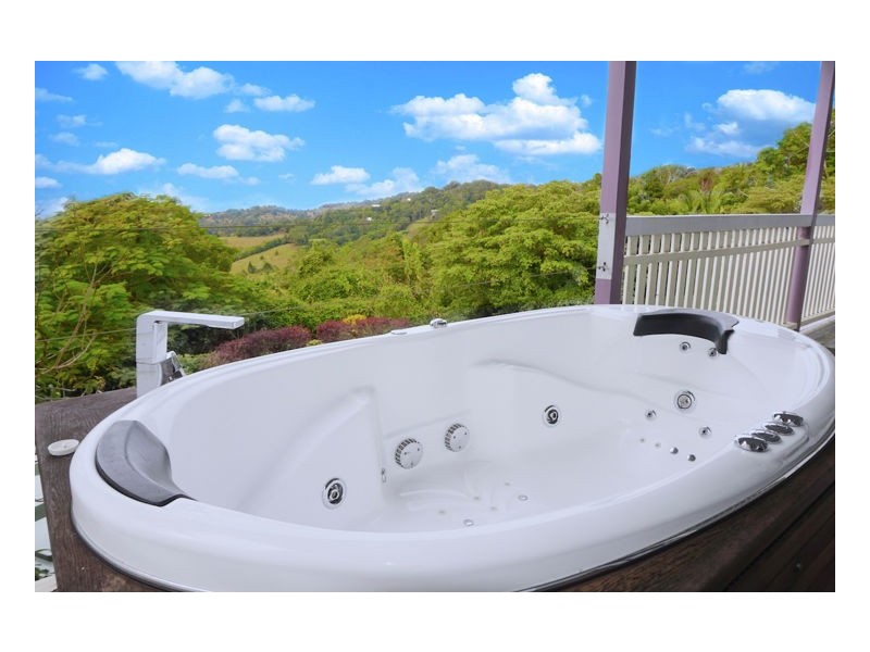 5 Juniper Court, Mapleton QLD 4560