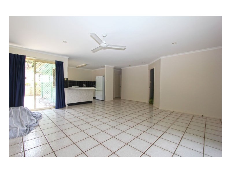 6 Wattle Street, Maleny QLD 4552