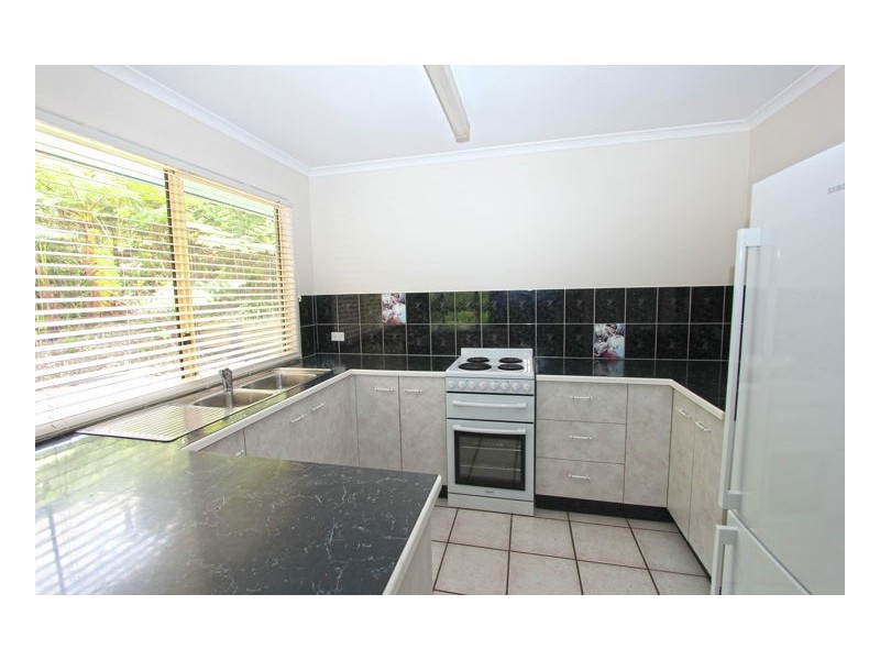 6 Wattle Street, Maleny QLD 4552